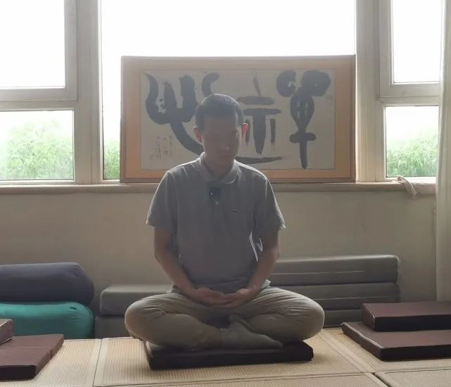 北大数学天才柳智宇宣布结婚,曾在龙泉寺出家8年后还俗