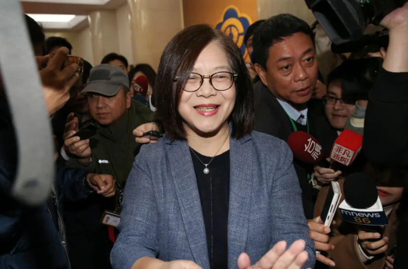 第15次协商仍未果,管碧玲现在连“碰撞”都不认了丨湾区望海峡