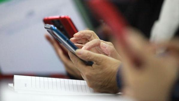 在工作群与上司争吵 员工在工作群吵架 作为领导的该怎么办