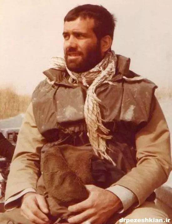 伊朗新总统,宠女“老父亲”